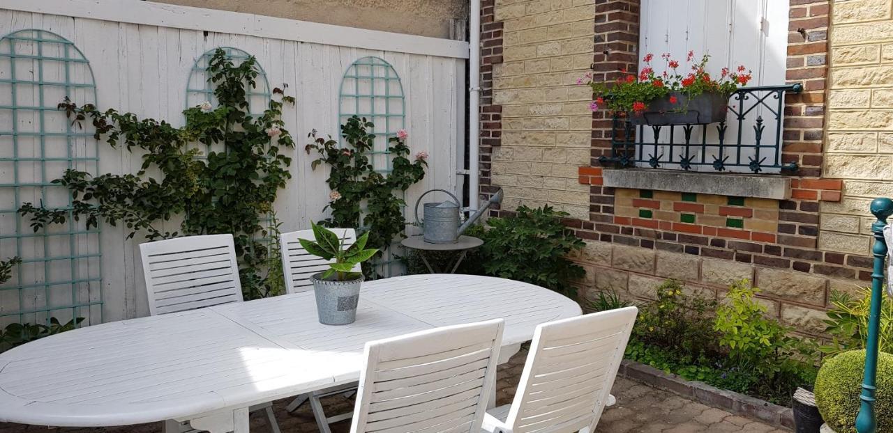A L'Aube De Troyes Bed & Breakfast Sainte-Savine Ngoại thất bức ảnh